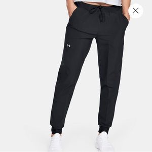 Under Armour Women's UA Armour Sport Woven Pants